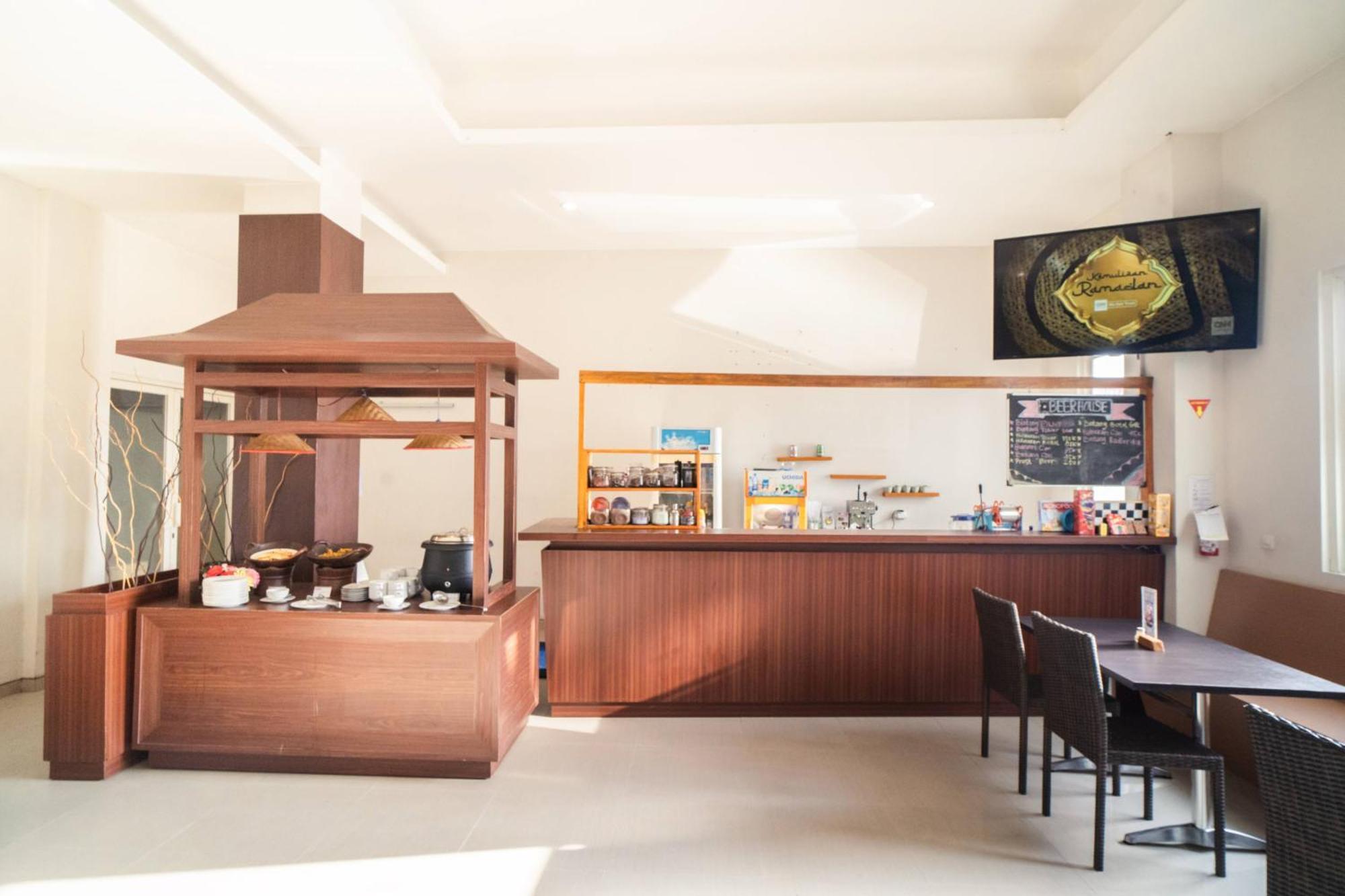 Midtown Xpress Sampit - Kalimantan Tengah Exterior foto